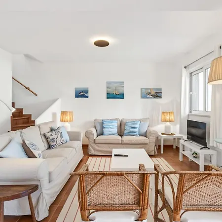 Casa Da Aveleira 3bdr In Vilamoura By Lovelystay בית נופש
